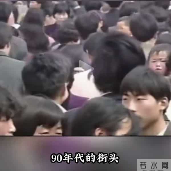 脱发男性尽量少洗头,少用洗发露洗头