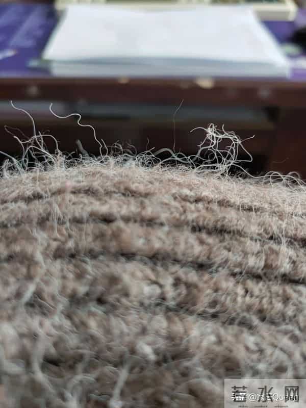 冬天发誓不买这7种衣服，看似洋气实际很“坑人”，不保暖还劣质