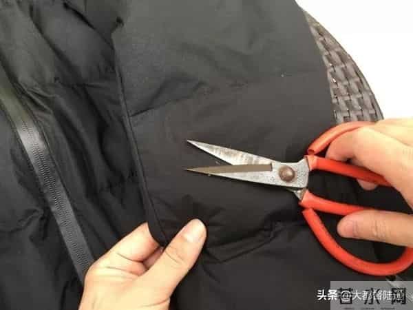 羽绒服市场为何会极度分化？是有钱人变多了，还是都消费降级了？