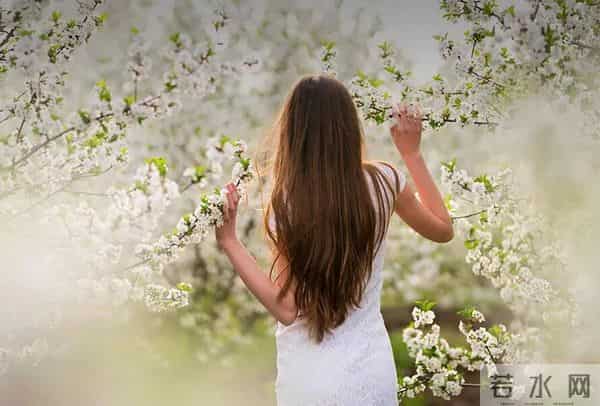 女人手上没手镯项链？别猜了，这3个特别之处藏都藏不住！