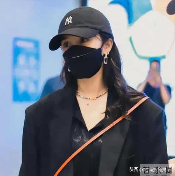 为什么劝你多戴“棒球帽”，看杭州女人就知道了，戴上减龄又洋气