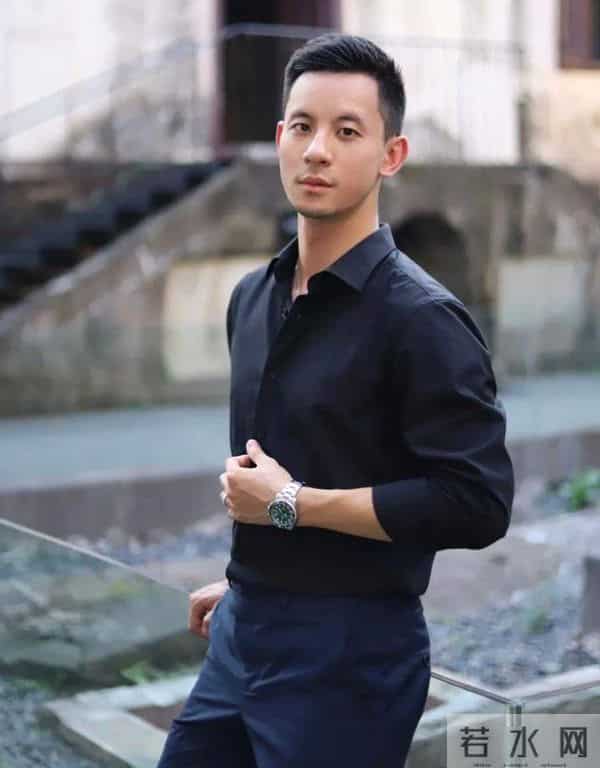 为什么许多中年男人，精心打扮，还是一股“老人味”？原因在这