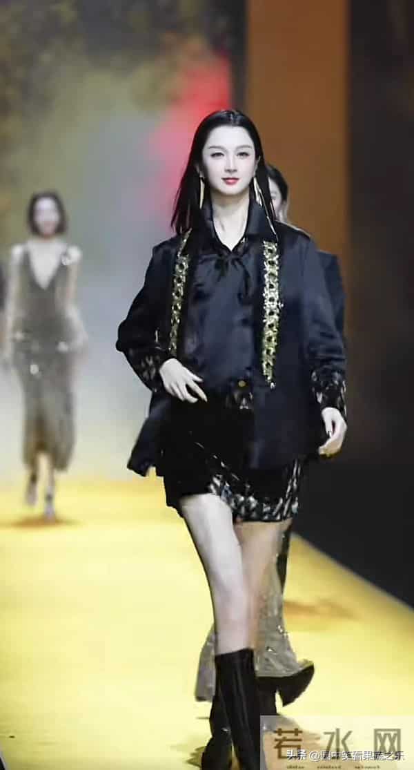 T台女神：陈宝月