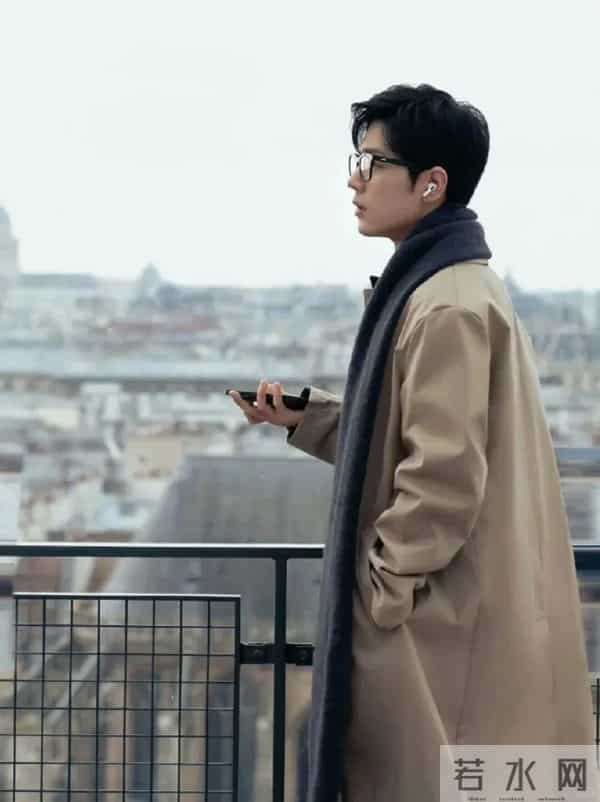 围巾：优雅与危险并存，是男人最温柔的武器，也考验审美功底。