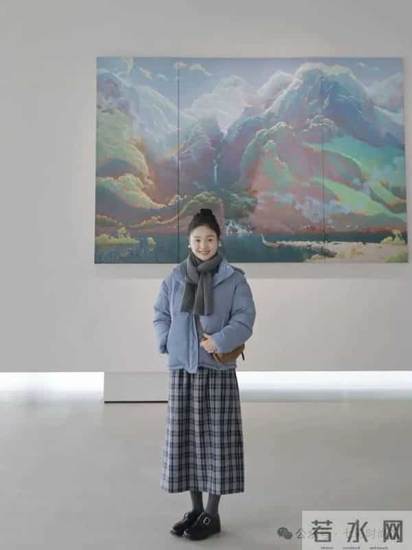 冬日看展保暖文艺叠加穿搭