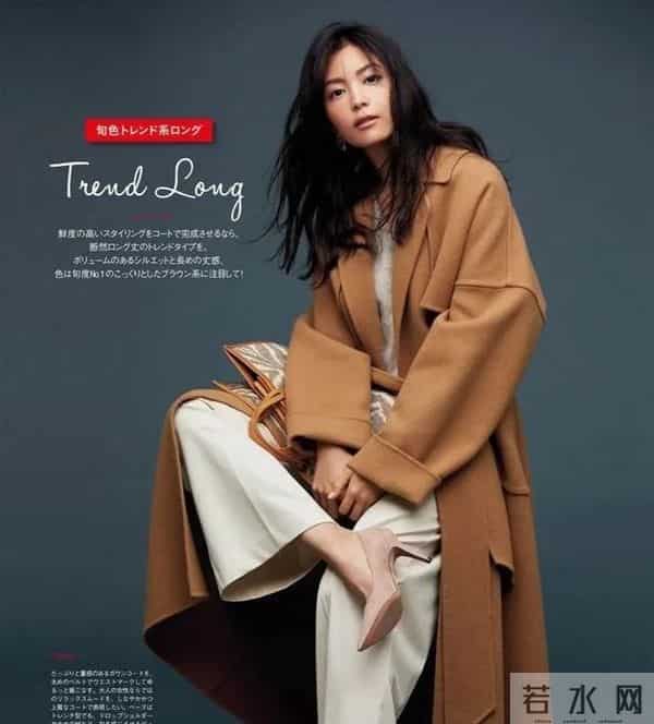 这个冬天“大衣＋毛衣”绝了，又暖又时髦