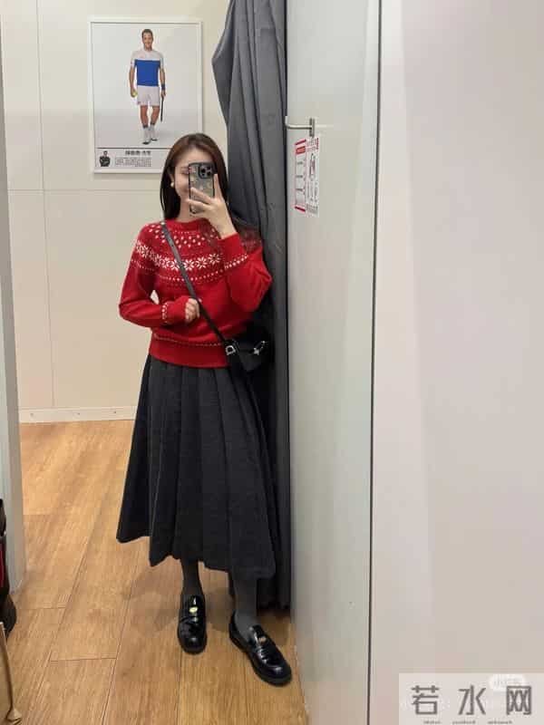 优衣库童装毛衣封神啦！红色费尔岛好适合圣诞呀！