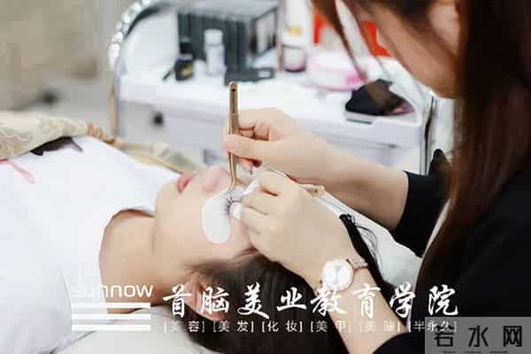 深圳美甲美睫培训班多少钱？