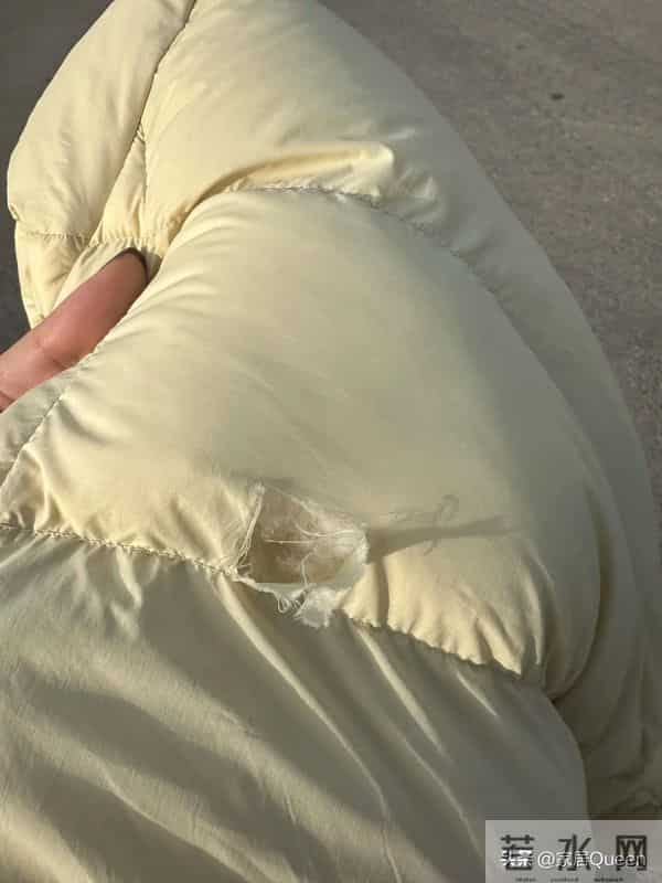 冬天发誓不买这7种衣服，看似洋气实际很“坑人”，不保暖还劣质