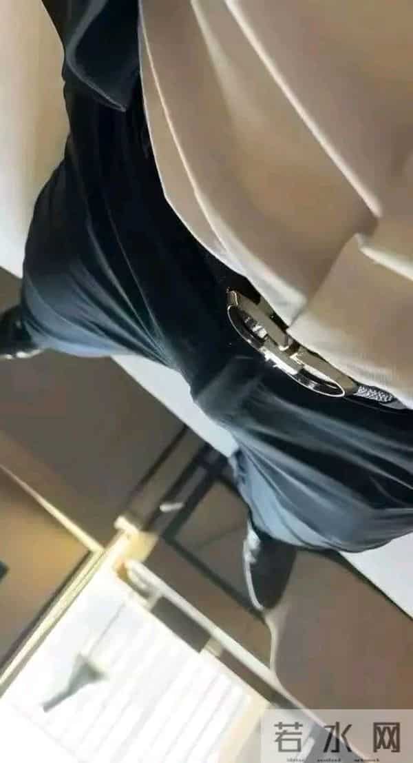 男生腰带用不当显老10岁？避坑3个关键，年轻显品味还百搭