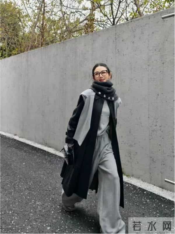 看了薇娅大衣新穿法，我悟了：搭配阔腿裤、裙子，高级感拉满