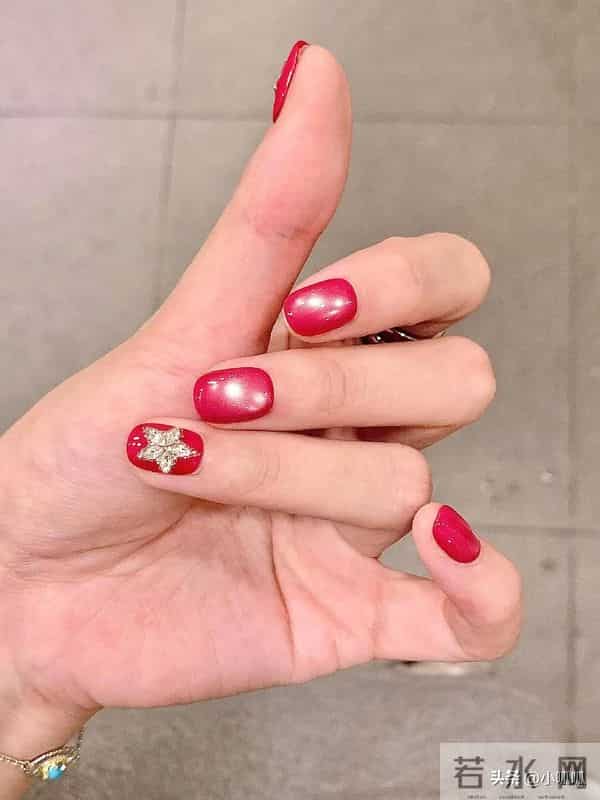 妈见夸的冬日氛围感美甲谁还没做