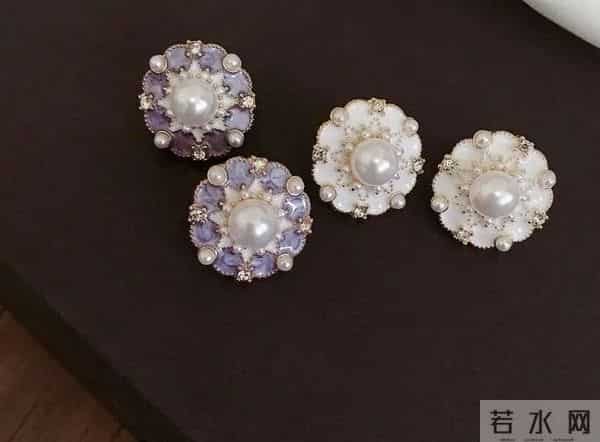 潘通色出炉！普通人怎么把流行色穿出彩？