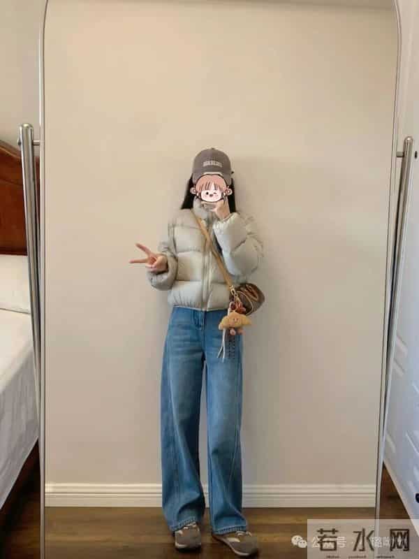 浅灰短羽绒+复古阔腿牛仔，显高藏肉还巨韩系～
