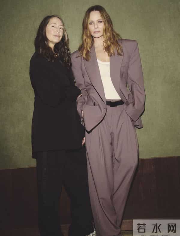 潮讯 - 欧米茄发布全新海洋宇宙腕表，“古驰世代”造型型录发布，“上下”典藏系列再次入藏大英博物馆，H&M与Stella McCartney再度合作