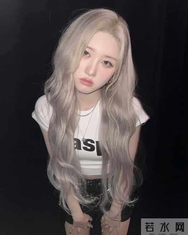 2025秋冬发色推荐！6款最显白、最耐看的韩系发色