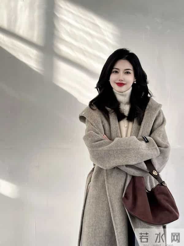 基础百搭款就是中年人拥有简单高级感的秘诀！