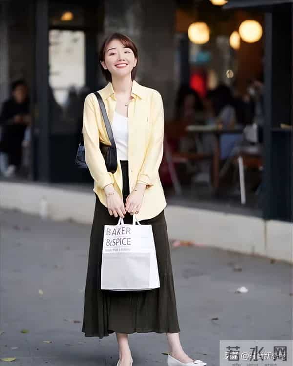 中年穿搭的小技巧，平价也能穿出名媛范