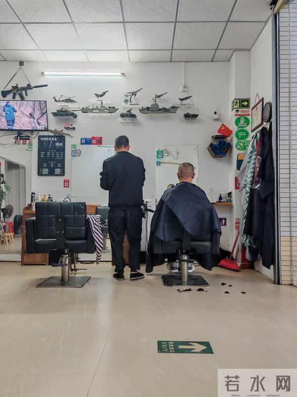 发型变迁：以后的事情谁知道呢？所以要活在当下，不要想这么多！