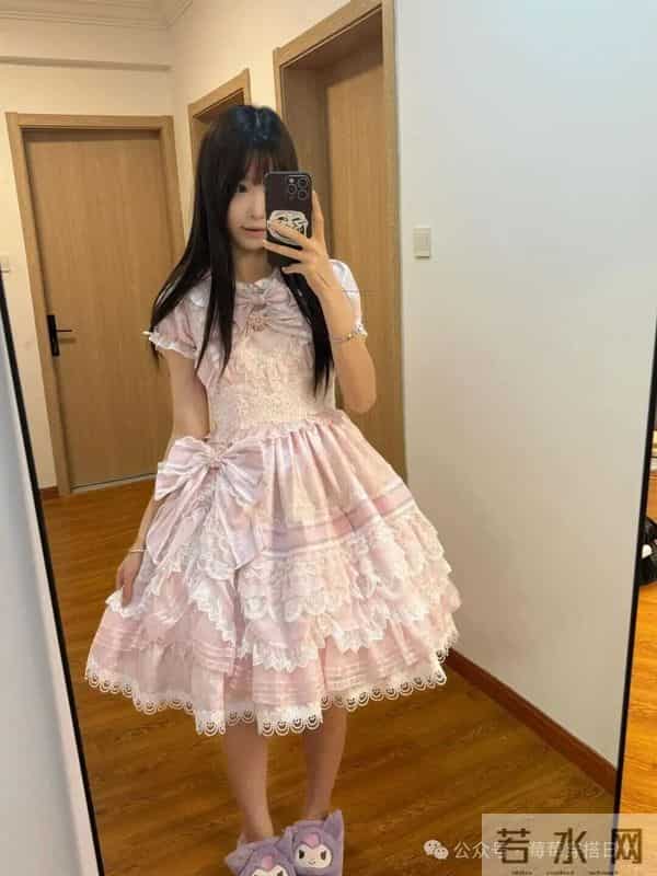 165-95 粉白洛丽塔被朋友夸太漂亮！