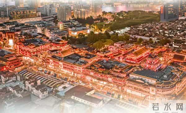 一段璀璨序章，一个千亿未来 - 上海国际珠宝时尚功能区正光华绽放