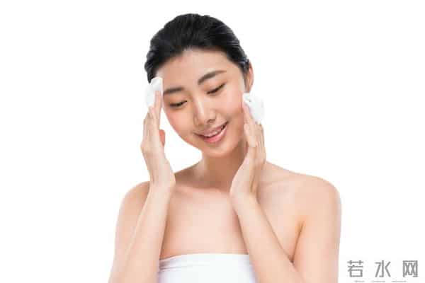 告别冬日“干”尬：一份全方位的冬季护肤指南