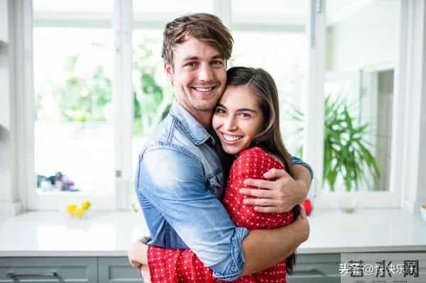 两性关系：女人过了50岁后，最渴望的三件事，男人其实很难察觉！