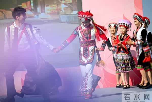 弥勒宇星公司送钻石了！名额有限～