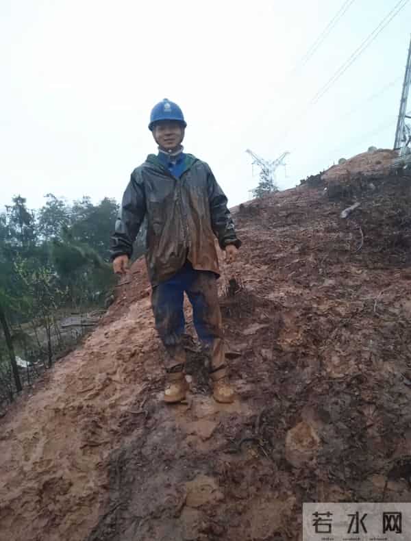 用一张照片证明你是热爱生活的人！网友哭喊：原来我丢失了我自己