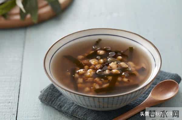 离婚5年，再也没有和前夫联系，那天前婆婆突然来找我