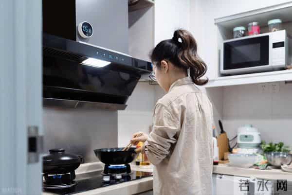 属猴人注意：2025 年底最心累的时候，这三句话能稳住你