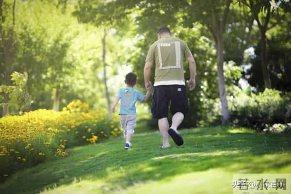 我刚想给儿子全款买房,儿子的女友竟说:阿姨,你有点边界感行吗