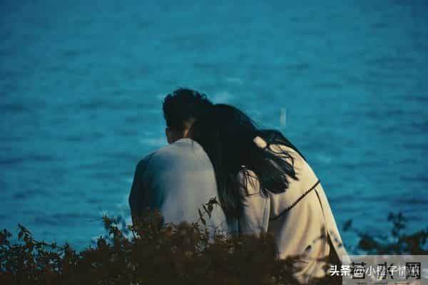 婚姻里，女人永远别共情男人，要做到“2个不”，否则得不偿失