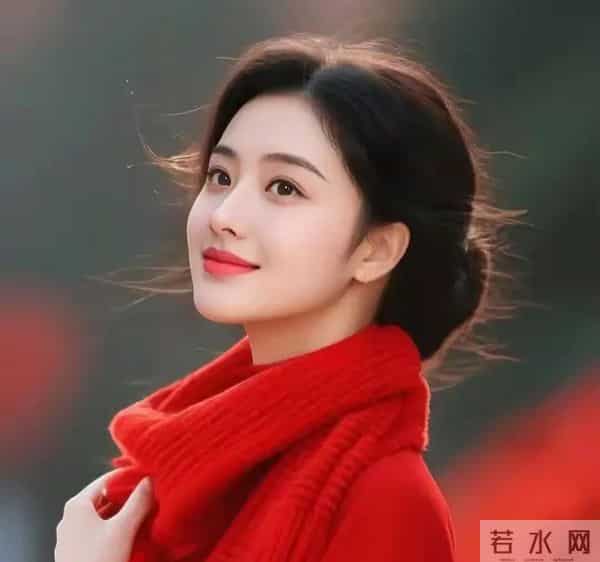 女人想你到发疯时，藏不住的3个小动作！第2个90%的人都中枪