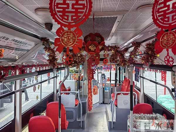 浪漫值拉满！公交婚车队惊艳亮相大同街头