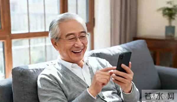 活到65岁才明白：离婚或丧偶后，晚年独自生活，才是最幸福的归宿