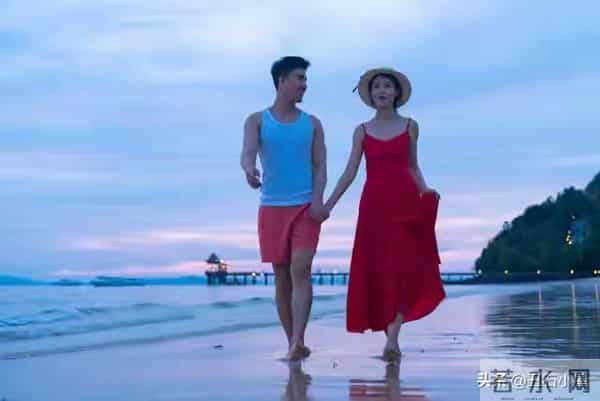 真正的灵魂伴侣，从不是找来的，而是撞见的。