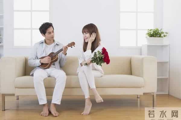 女人主动勾男人，90%都会说这两句话，男人别不懂？