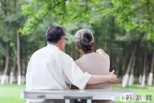 八十岁老人总结的八句话，短短八句话，把人生说透了！句句在理