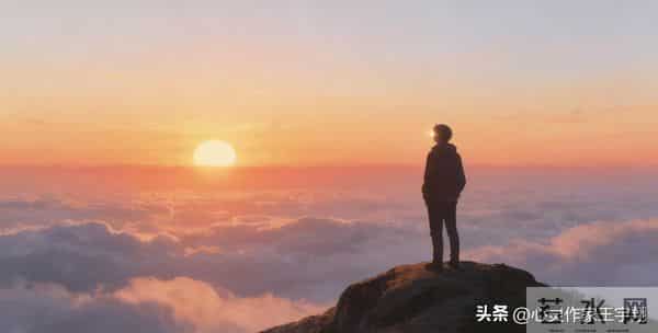 心向暖阳皆繁花，眼有光芒皆坦途，向阳而行绽精彩