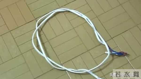 老男人出轨娶小20岁娇妻，前妻徒弟变现妻，养不起抢长子房产