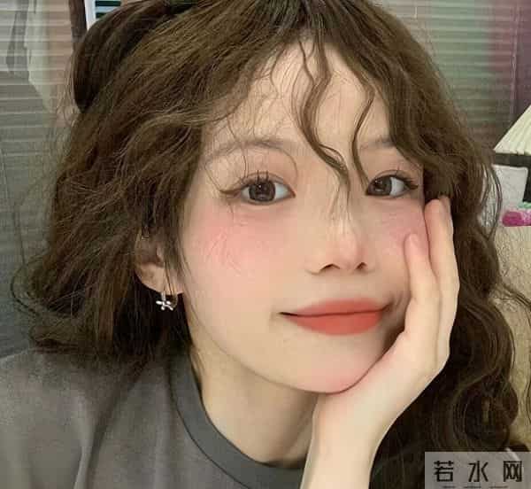 见妻子为男下属备药,我申请离婚后,她却疯了:下雨了我们回家吧