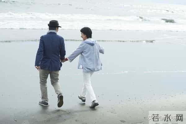 两性关系：女人过了50岁后，最渴望的三件事，男人其实很难察觉！