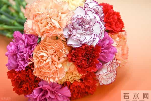 男人动了真情，对你说的最多的不是“我爱你”，而是这句话