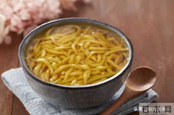 离婚5年，再也没有和前夫联系，那天前婆婆突然来找我