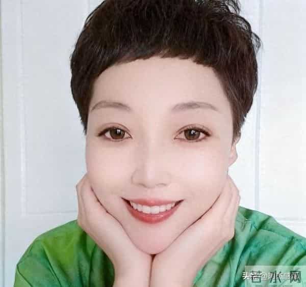 两性关系:男人要明白,女人无论多大年龄,都有这样一个需求