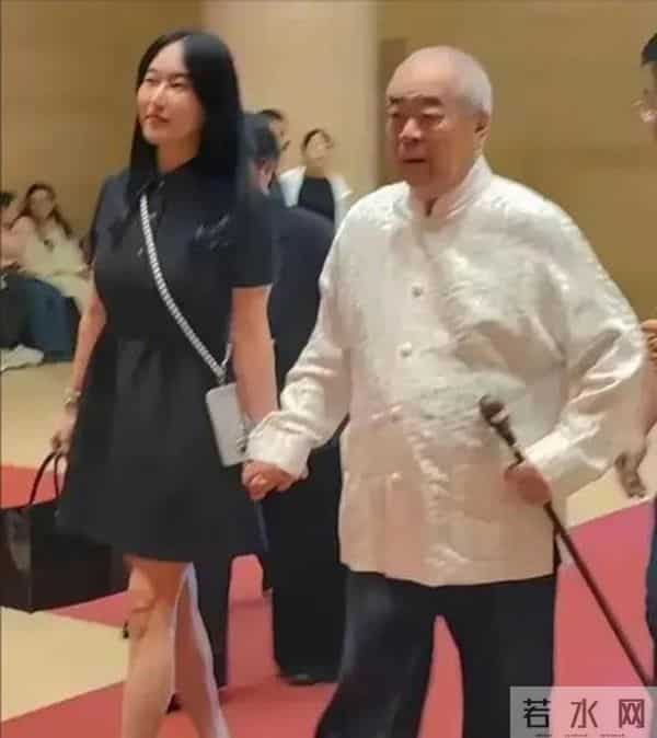 比“断绝关系”更重要的，是建立家庭沟通与规划的“桥梁”