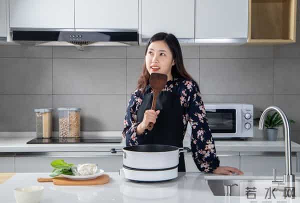 男人要想延年益寿，与身边的女人有很大关系，要尽量娶这样的妻子