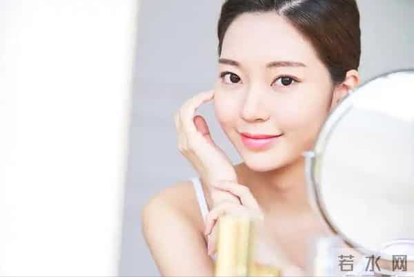 “荷尔蒙”旺盛的女性，一般有几个特征，对照一下，你占了几个？