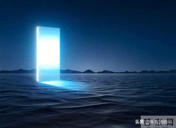 我们永远不知道意外和惊喜哪个会先到来,